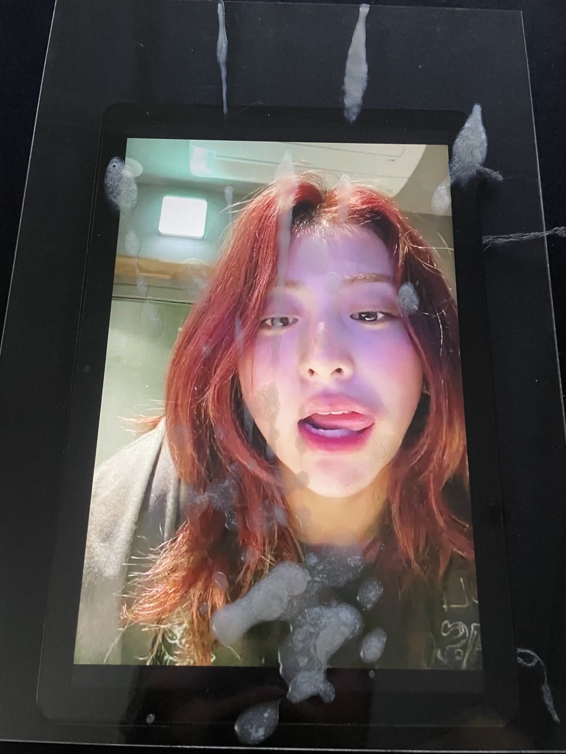 OO9LQDrC LSFM Yunjin Kpop Cum Tribute 02.jpg